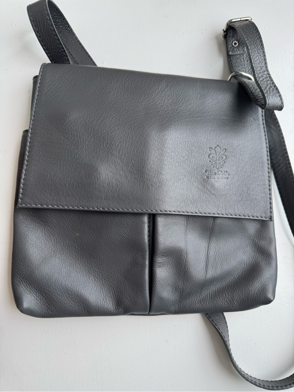 Vera Pelle Florence Italy Gray Leather Messenger Crossbody Bag